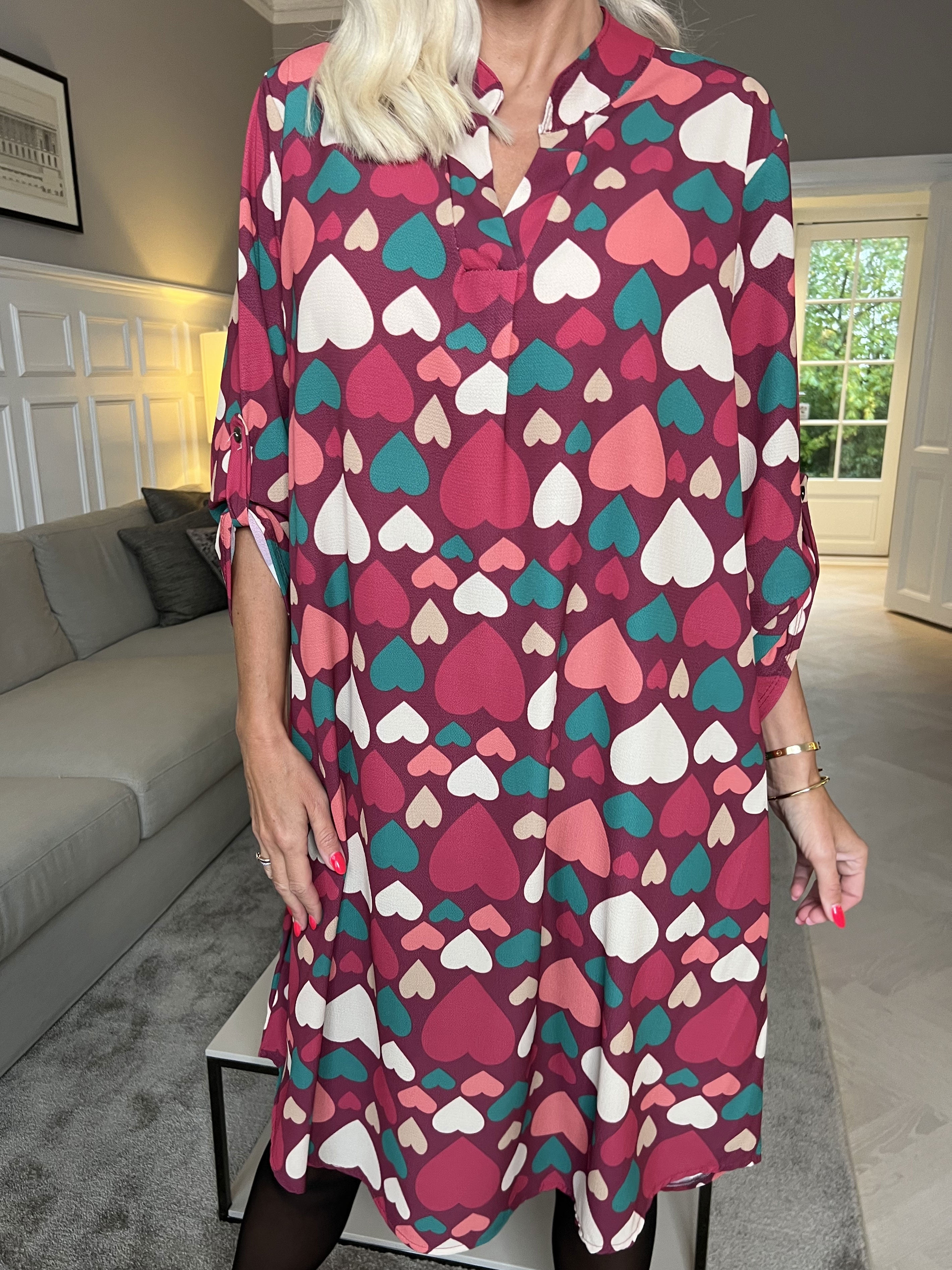 Vanesa Heart Long - Let og luftig kjole med hjerte mønster